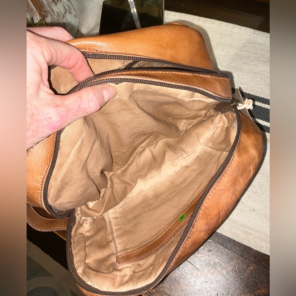 NWT Bed Stu Leather Kip Cosmetic Bag Dopp Kit Carryall Tan DD MSRP $345 - Picture 12 of 15